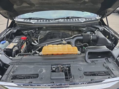Used 2016 Ford F150 Lariat w/ Equipment Group 502A Luxury AWD/4WD image 31
