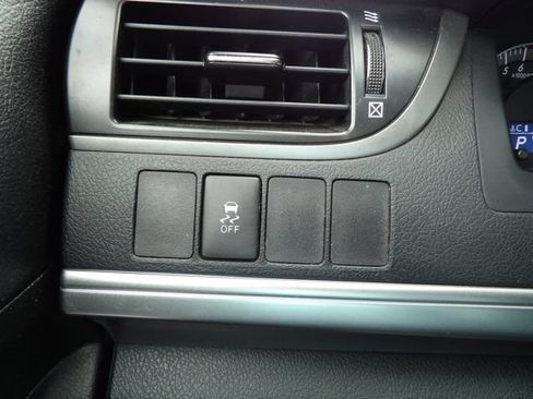 Used 2014 Toyota Camry SE w/ Fleet Convenience Package FWD image 29