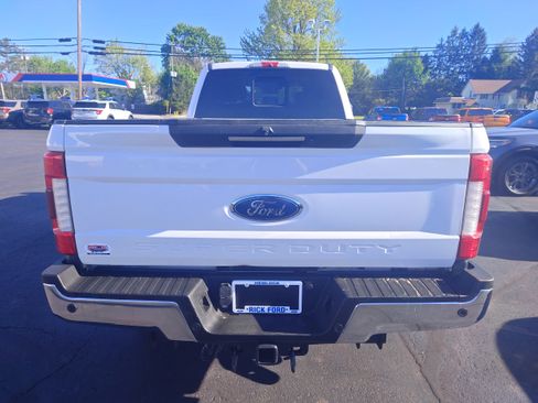 Used 2019 Ford F250 Lariat w/ Lariat Ultimate Package AWD/4WD image 6