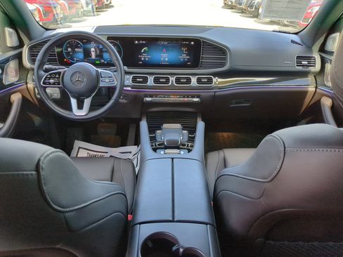 Used 2023 Mercedes-Benz GLS 450 4MATIC image 13