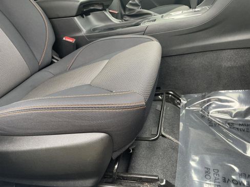 Used 2019 Subaru Crosstrek 2.0i Premium w/ Popular Package #3 AWD/4WD image 3