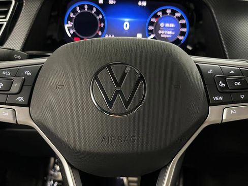 Used 2024 Volkswagen Atlas Cross Sport SEL Premium R-Line AWD/4WD image 16