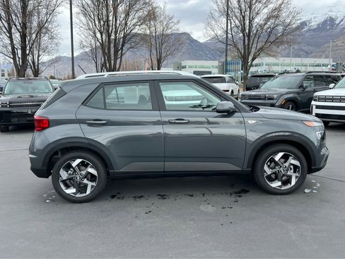 Certified 2026 Hyundai Venue SEL image 6