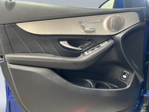 Used 2023 Mercedes-Benz GLC 300 4MATIC image 11