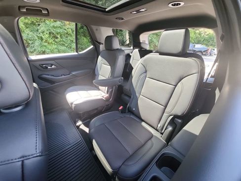 Certified 2023 Chevrolet Traverse High Country image 30