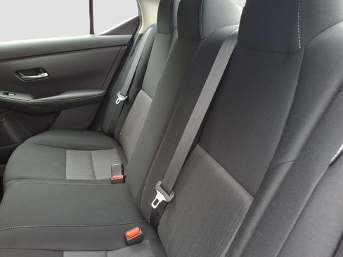 Used 2023 Nissan Sentra SV image 14