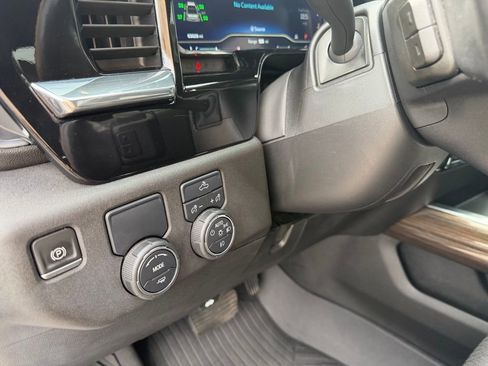 Used 2022 Chevrolet Silverado 1500 RST image 15