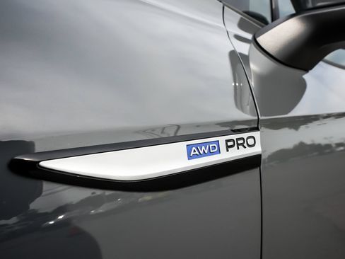 Used 2023 Volkswagen ID.4 Pro AWD/4WD image 47