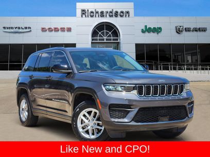 Used 2023 Jeep Grand Cherokee Laredo w/ Luxury Tech Group I