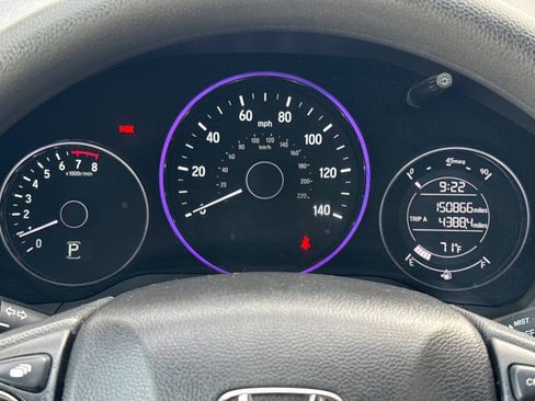 Used 2017 Honda HR-V EX image 20