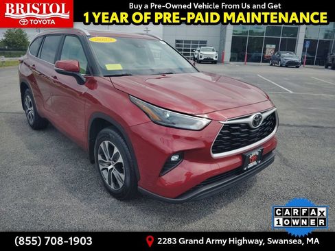 Used 2023 Toyota Highlander XLE AWD/4WD image 1