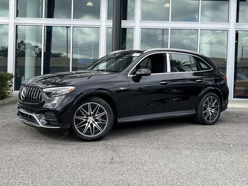 New 2025 Mercedes-Benz GLC 63 AMG S image 2