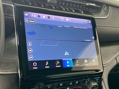 Used 2022 Jeep Grand Cherokee Overland image 13