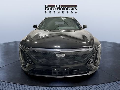 Used 2025 Cadillac Lyriq Sport w/ LPO, Floor Liner Package AWD/4WD image 8