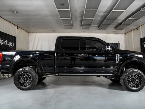 Used 2021 Ford F250 Lariat w/ Lariat Ultimate Package AWD/4WD image 5