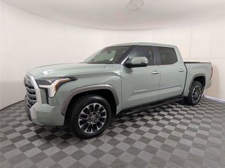 Used 2024 Toyota Tundra Limited w/ Power Package RWD video 2