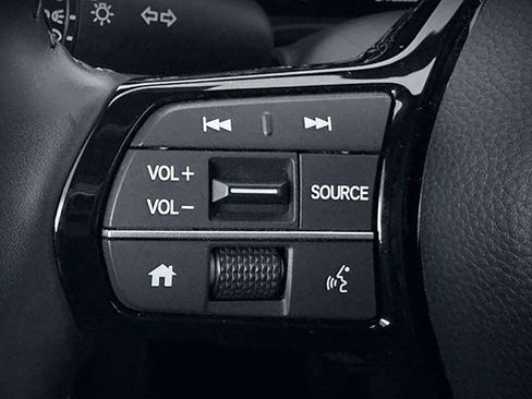 Certified 2025 Honda HR-V Sport image 11