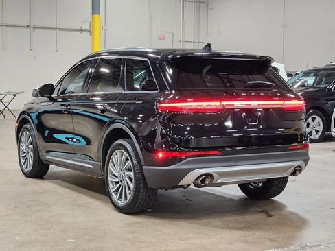 Used 2023 Lincoln Corsair Reserve image 11