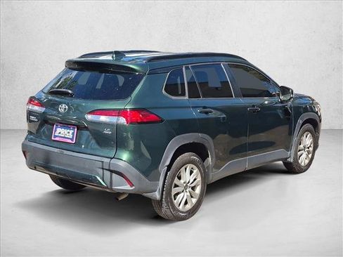 Used 2023 Toyota Corolla Cross LE AWD/4WD image 5