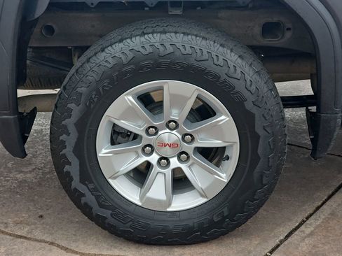 Used 2021 GMC Sierra 1500 Base w/ Convenience Package image 38