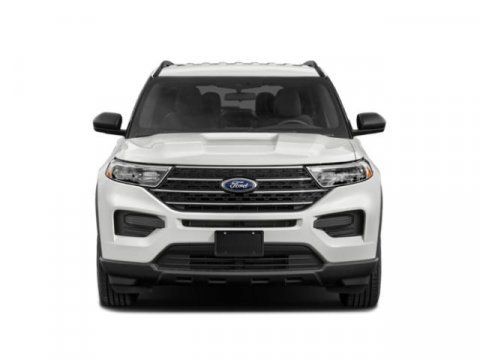 Used 2020 Ford Explorer XLT w/ Equipment Group 202A AWD/4WD image 7