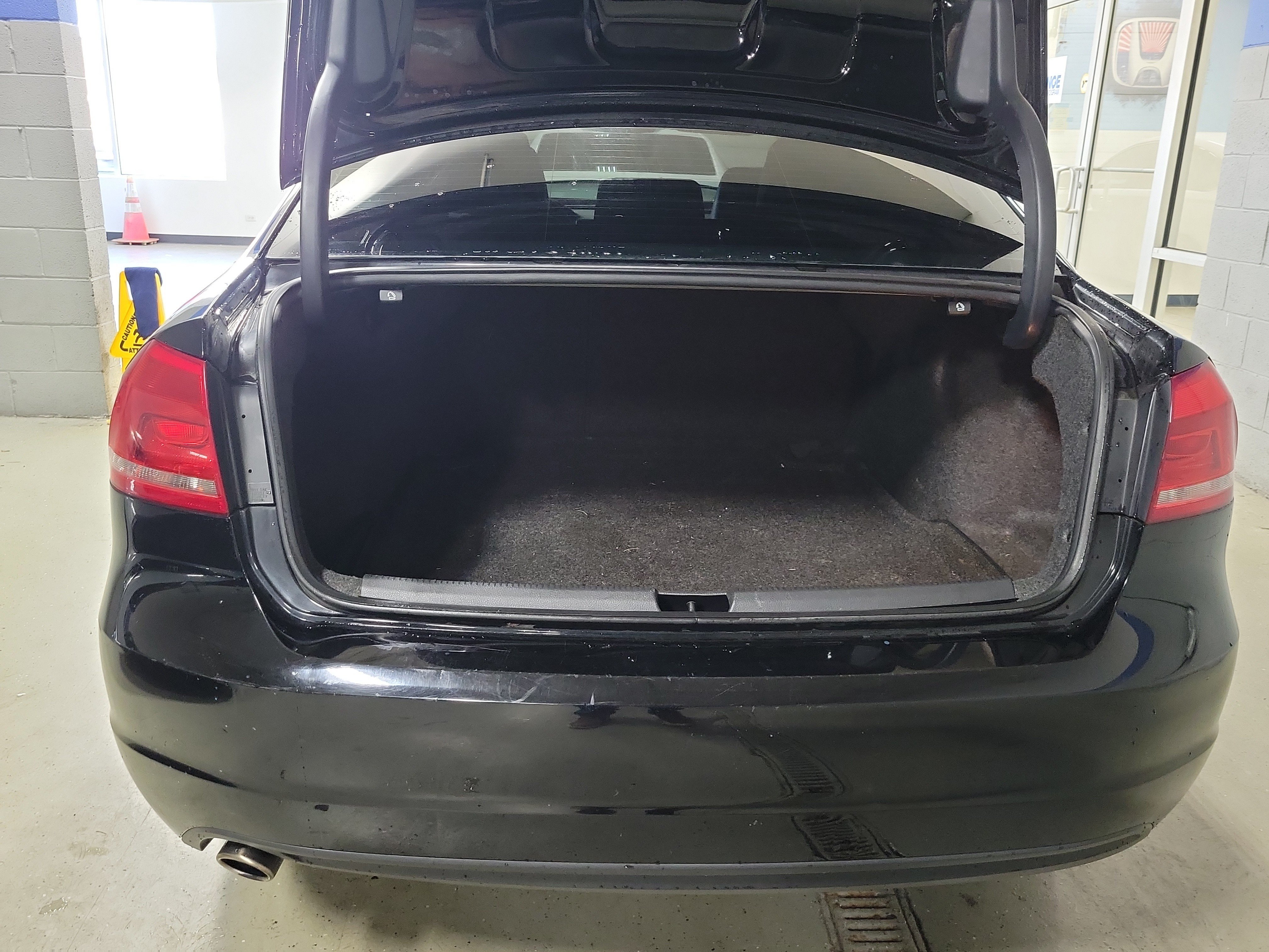 Used 2013 Volkswagen Passat 2.5 SE FWD image 9