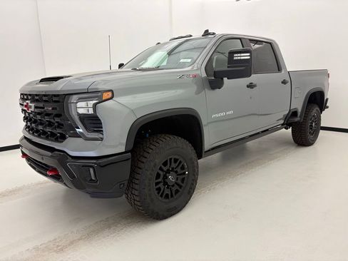 New 2026 Chevrolet Silverado 2500 ZR2 AWD/4WD image 25
