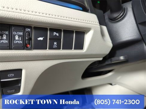 New 2026 Honda Odyssey Touring image 19