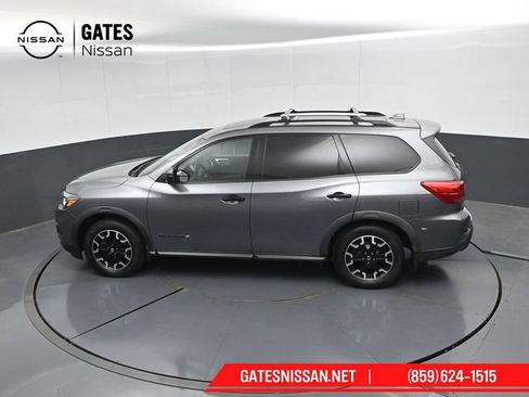 Used 2020 Nissan Pathfinder SL AWD/4WD image 54
