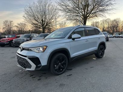 Certified 2025 Volkswagen Taos SE