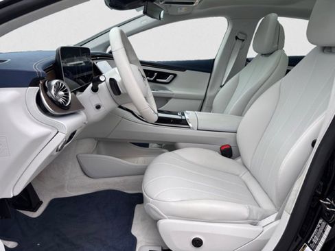 Used 2023 Mercedes-Benz EQE 350+ 4MATIC Sedan w/ Exclusive Trim Package image 10