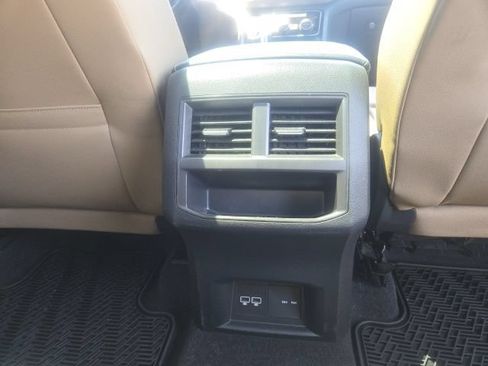 Used 2020 Volkswagen Atlas Cross Sport SEL R-Line AWD/4WD image 26