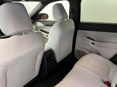 New 2026 Jeep Cherokee Laredo AWD/4WD image 19
