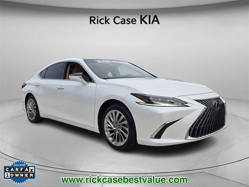 Used 2023 Lexus ES 350 Ultra Luxury image 9
