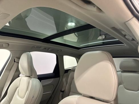 Used 2025 Volvo XC60 T8 Ultra w/ Protection Package Premier AWD/4WD image 16