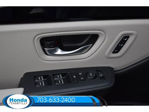 New 2026 Honda Pilot EX-L image 24