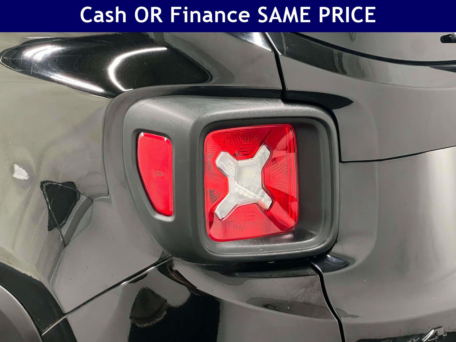 Certified 2023 Jeep Renegade Altitude AWD/4WD image 11