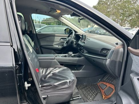 Certified 2023 Nissan Rogue SV FWD image 37