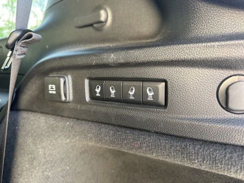 Used 2023 Jeep Grand Cherokee L Overland w/ Luxury Tech Group IV AWD/4WD image 13