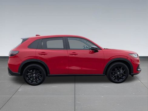 Certified 2025 Honda HR-V Sport image 7