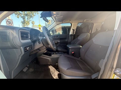 Used 2023 Ford Maverick XL FWD image 7
