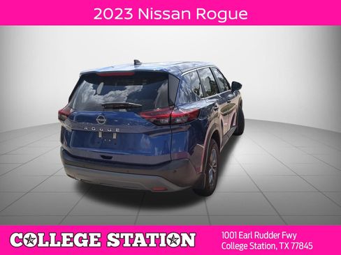 Used 2023 Nissan Rogue S FWD image 2