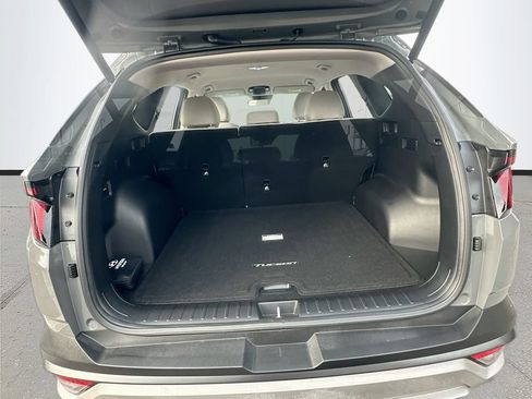 Used 2025 Hyundai Tucson SEL FWD image 23