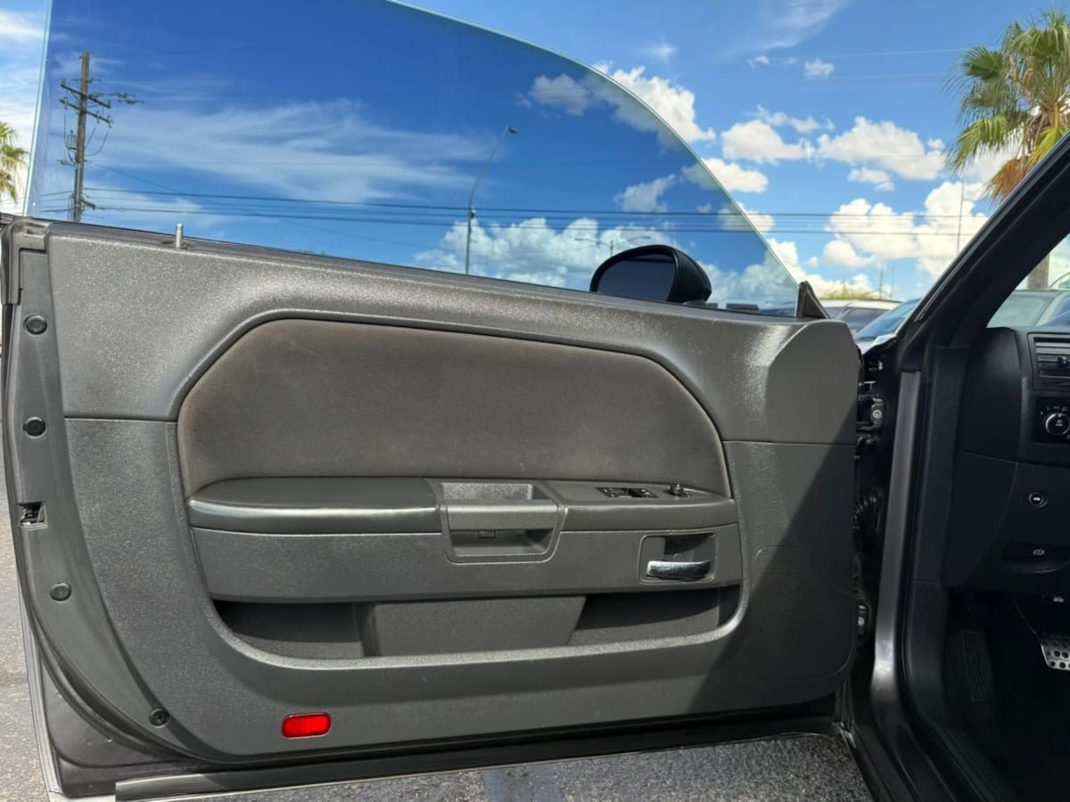 Used 2013 Dodge Challenger R/T RWD image 33