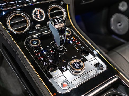 Used 2024 Bentley Continental GT S image 18