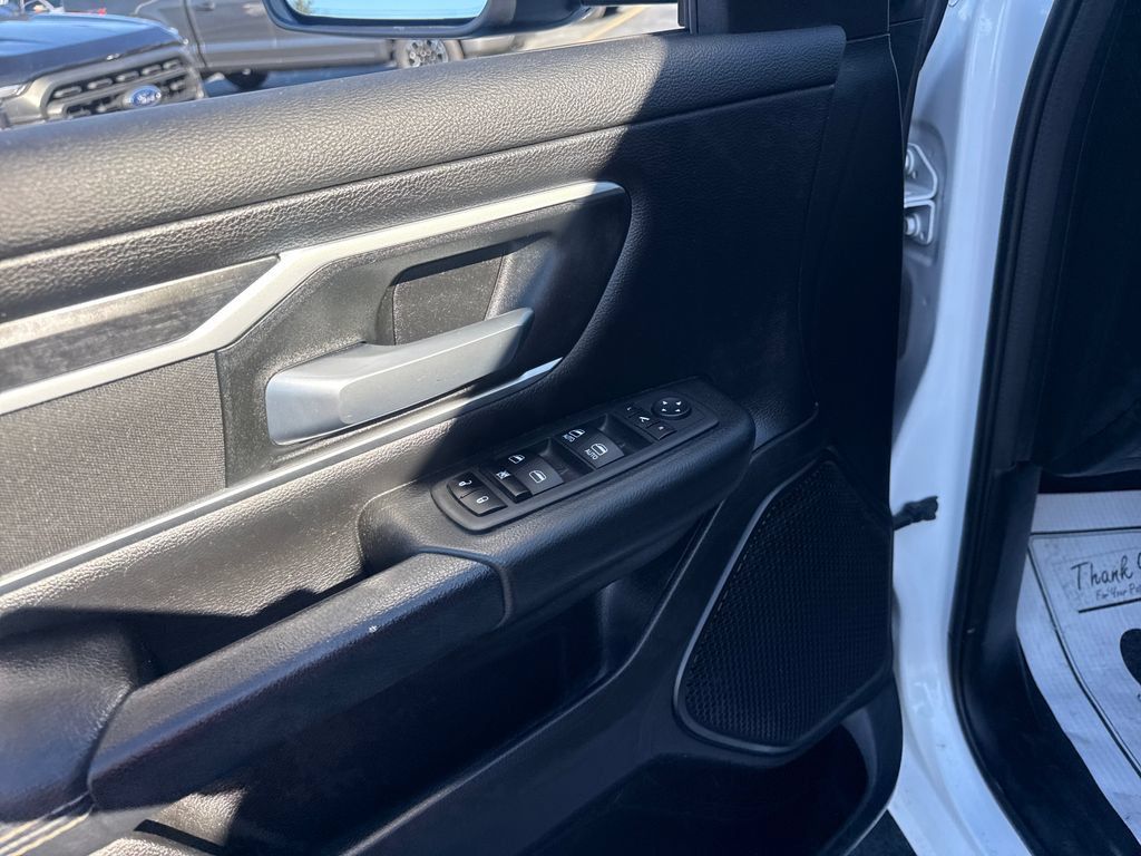 Used 2023 RAM 1500 Big Horn AWD/4WD image 36