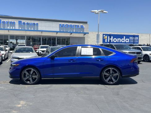 Used 2023 Honda Accord Sport image 2