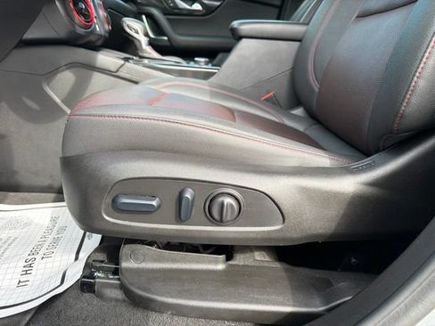 Used 2025 Chevrolet Blazer RS AWD/4WD image 14