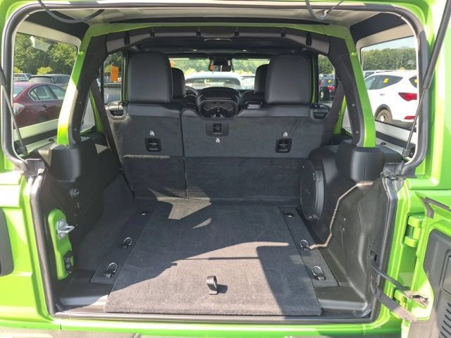 Used 2026 Jeep Wrangler Unlimited Rubicon AWD/4WD image 16