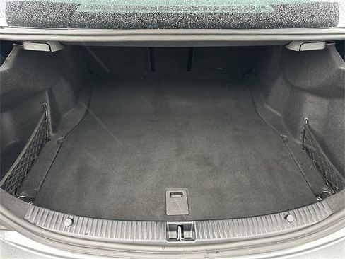 Used 2018 Mercedes-Benz C 300 4MATIC Sedan image 5